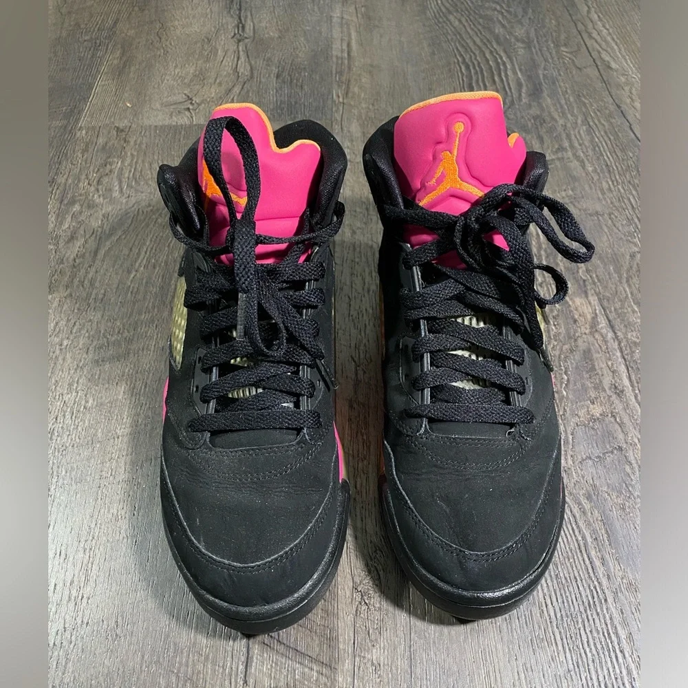 JORDAN 5 Retro Sneakers